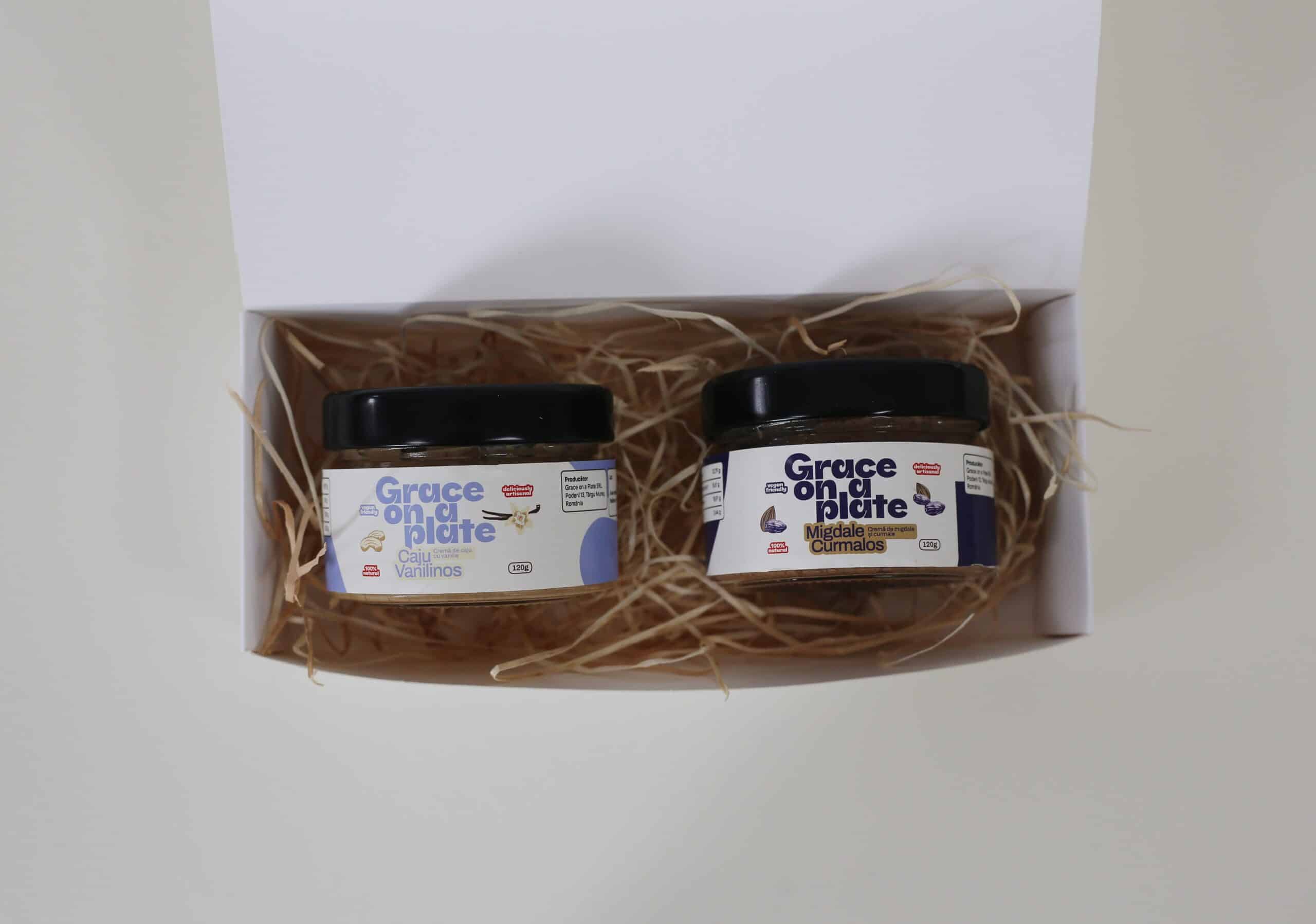 Crema-de-migdale-si-curmale-migdale-curmalos-4